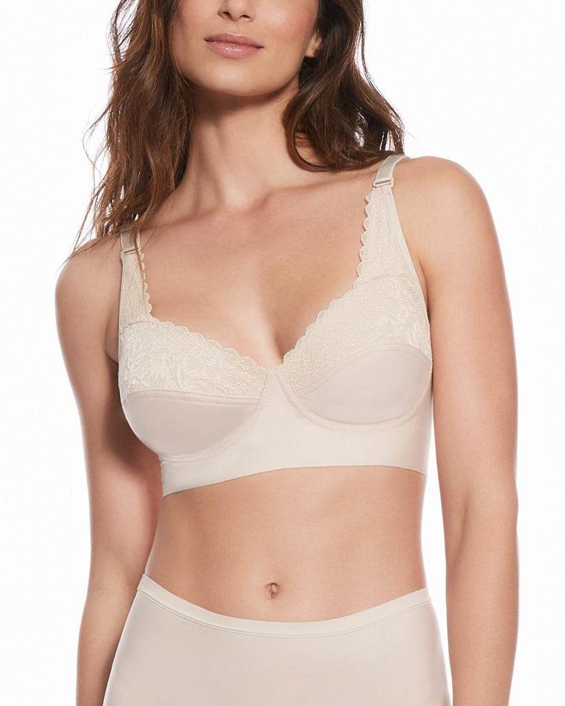 ¡Descubre la combinación perfecta de elegancia y confort con el Sándalo Sostén Clásico en Encaje y Microfibra!