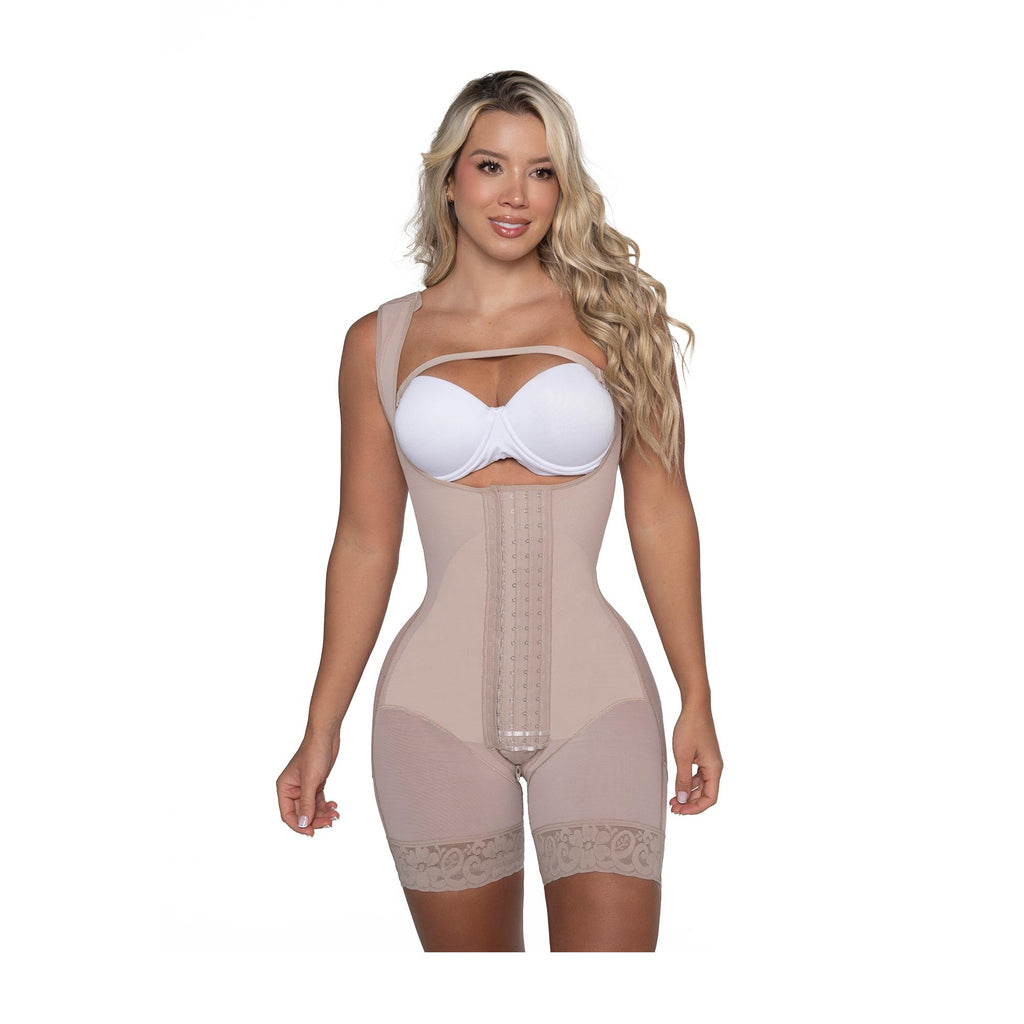 Faja Colombiana Reloj de Arena a Media Pierna 4 Hileras de Broches con Bretel Grueso PaoPink
Referencia: PP022926
Compresión: Alta