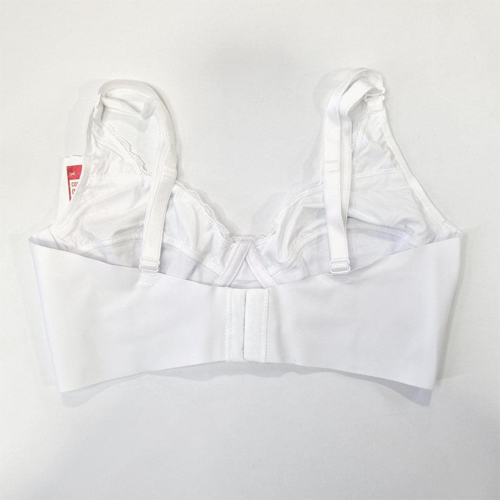 ¡Descubre la combinación perfecta de elegancia y confort con el Sándalo Sostén Clásico en Encaje y Microfibra 0402-1! envío a Chile