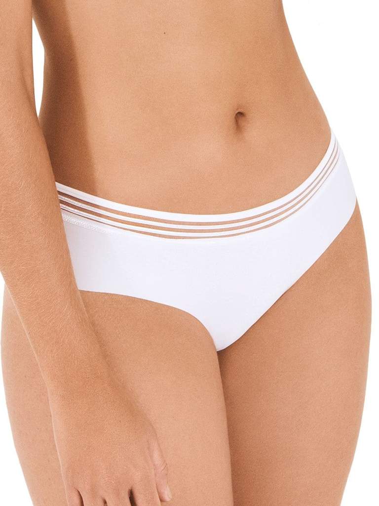 Ver Pantaleta Blanca Colombiana